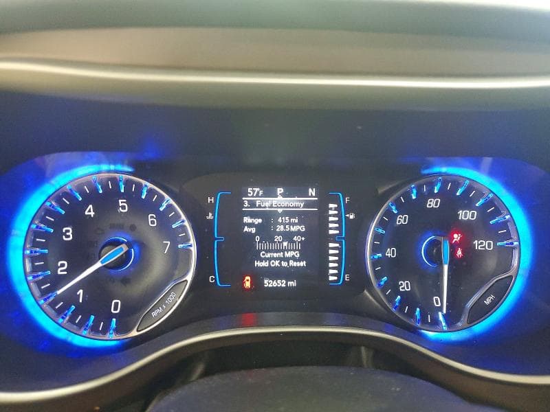 2020 CHRYSLER VOYAGER LXI 9