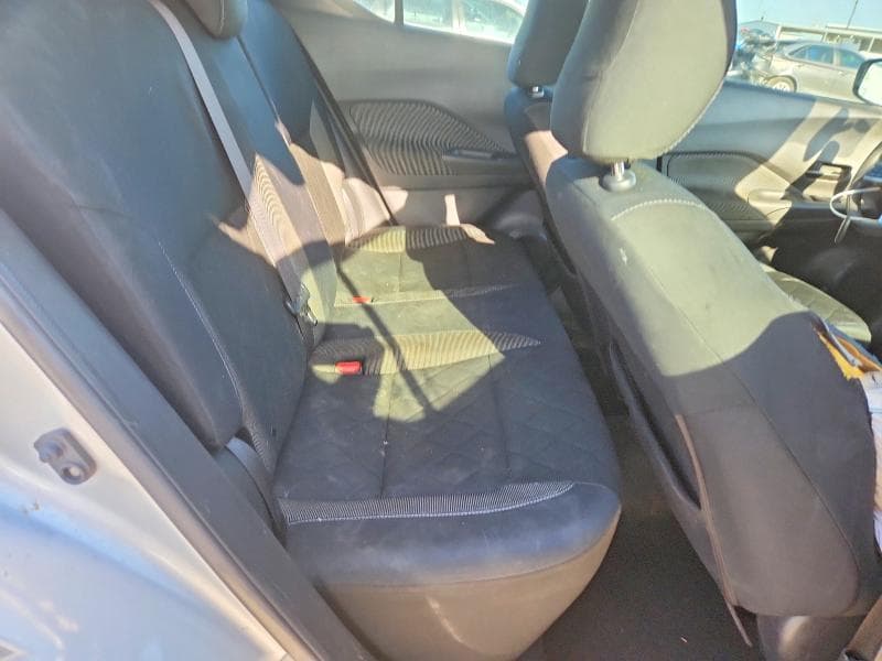 2019 NISSAN KICKS S 10