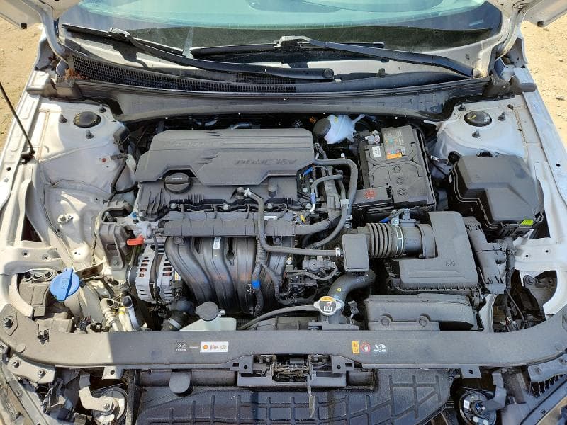 2024 HYUNDAI ELANTRA SE SE 11