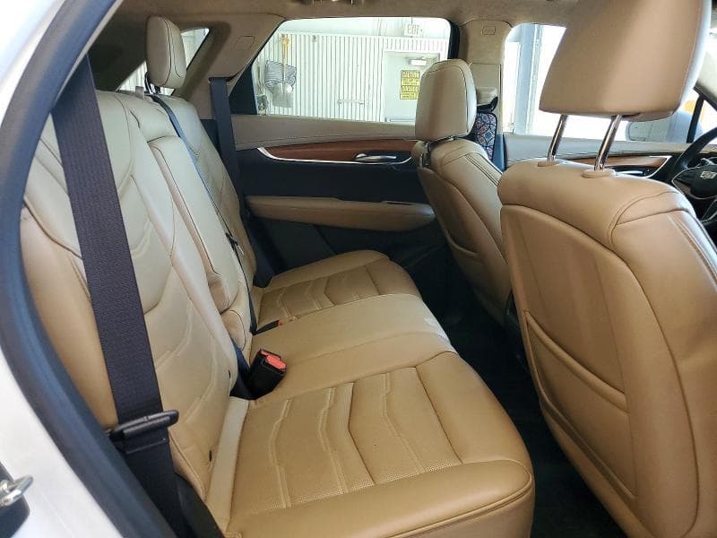 2017 CADILLAC XT5 PLATINUM PLATINUM 11