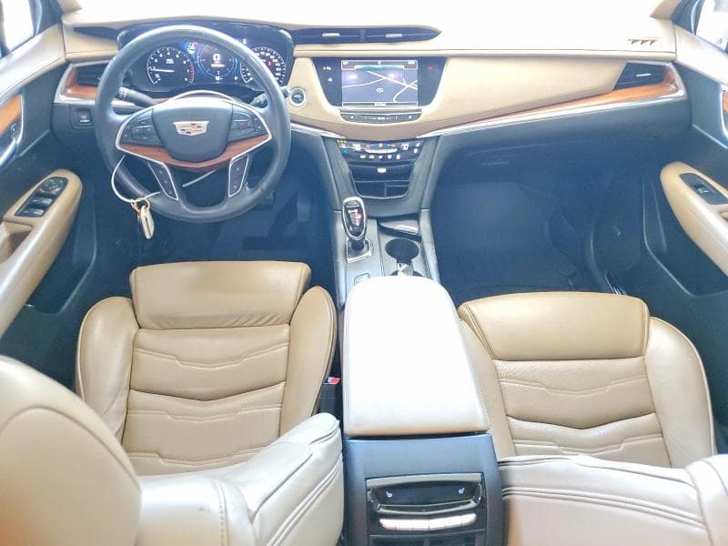 2017 CADILLAC XT5 PLATINUM PLATINUM 8