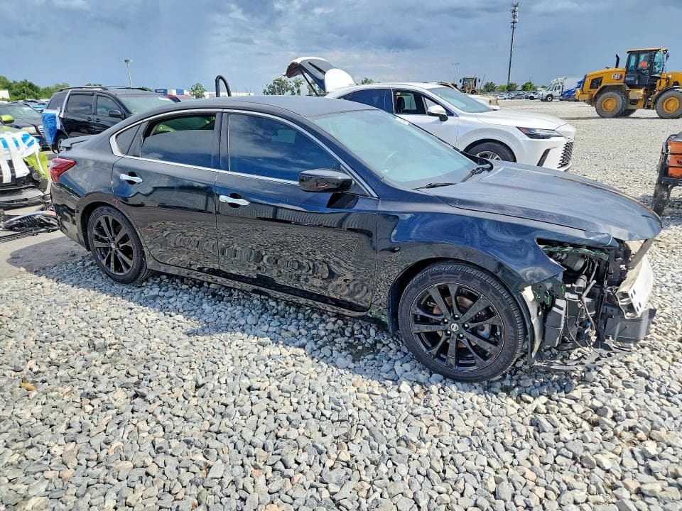 2017 NISSAN ALTIMA 2.5 SR 4