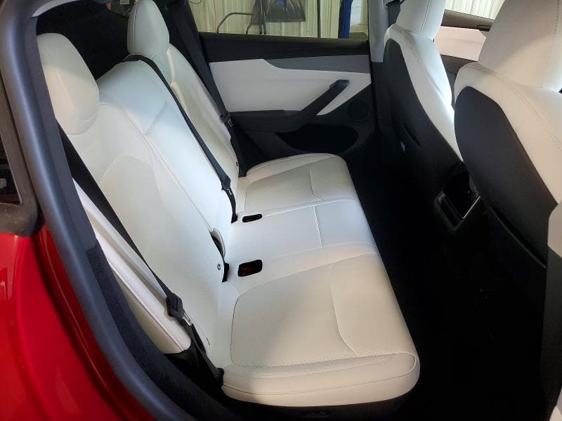 2026 TESLA MODEL Y 11
