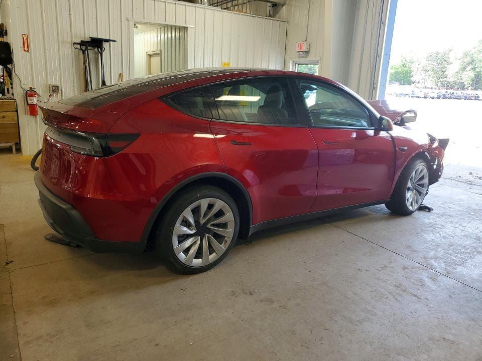 2026 TESLA MODEL Y 3