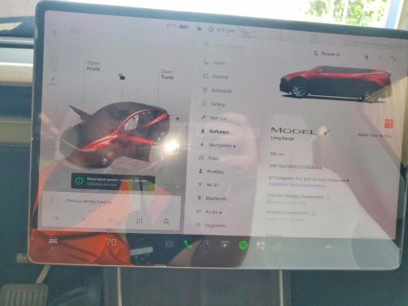 2026 TESLA MODEL Y 9
