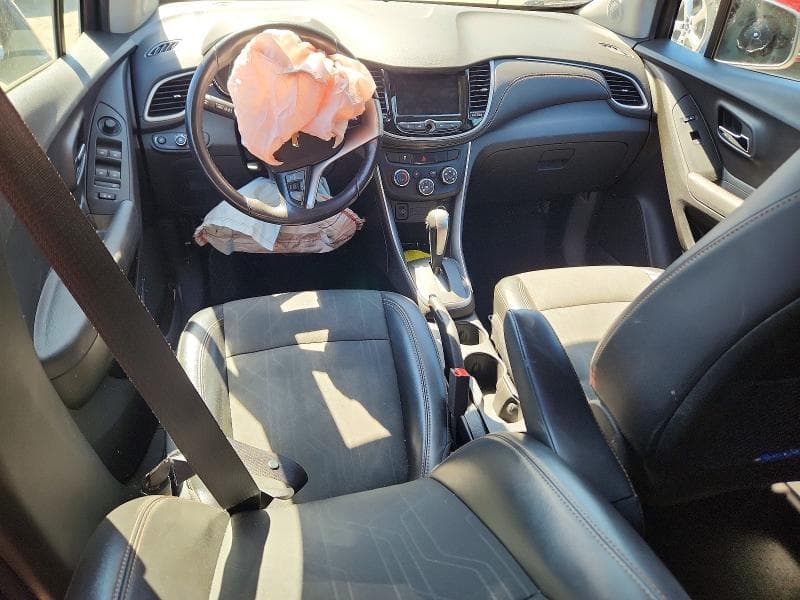 2019 CHEVROLET TRAX 1LT 8