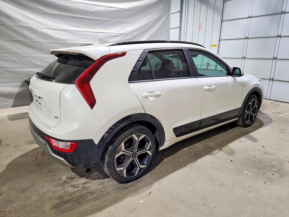 2024 KIA NIRO EX 3