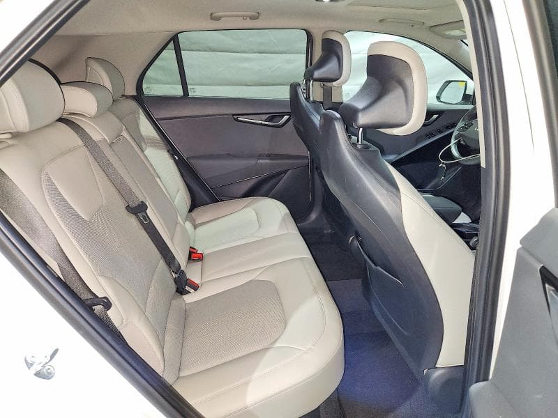 2024 KIA NIRO EX 10