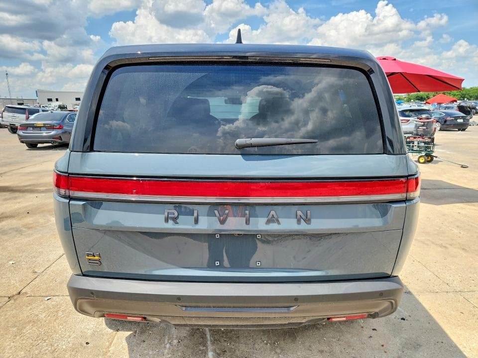 2025 RIVIAN R1S PREMIUM 6