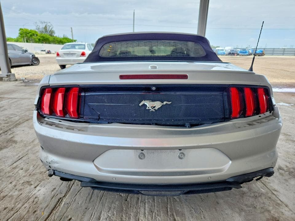2019 FORD MUSTANG 6