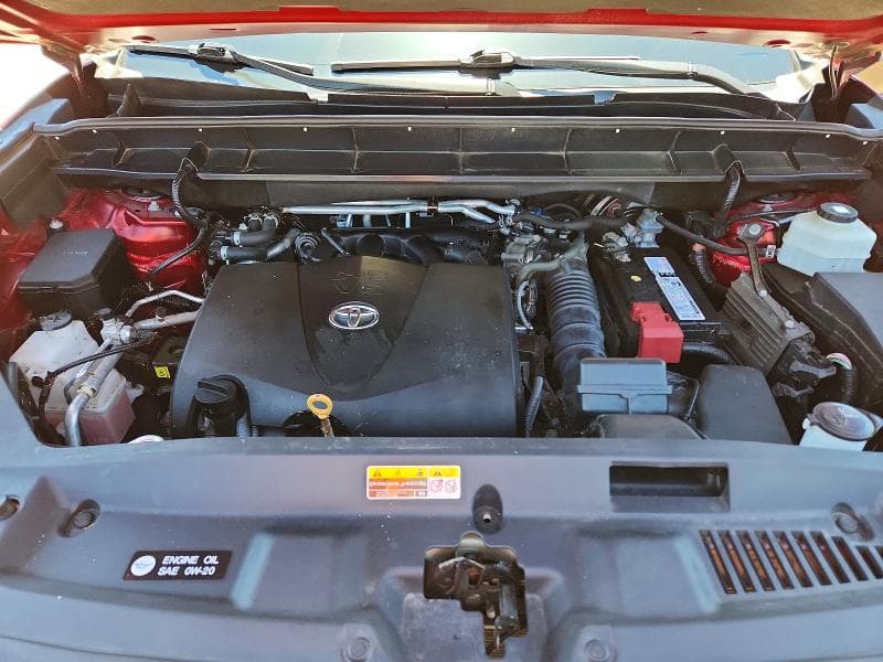 2021 TOYOTA HIGHLANDER XLE 12