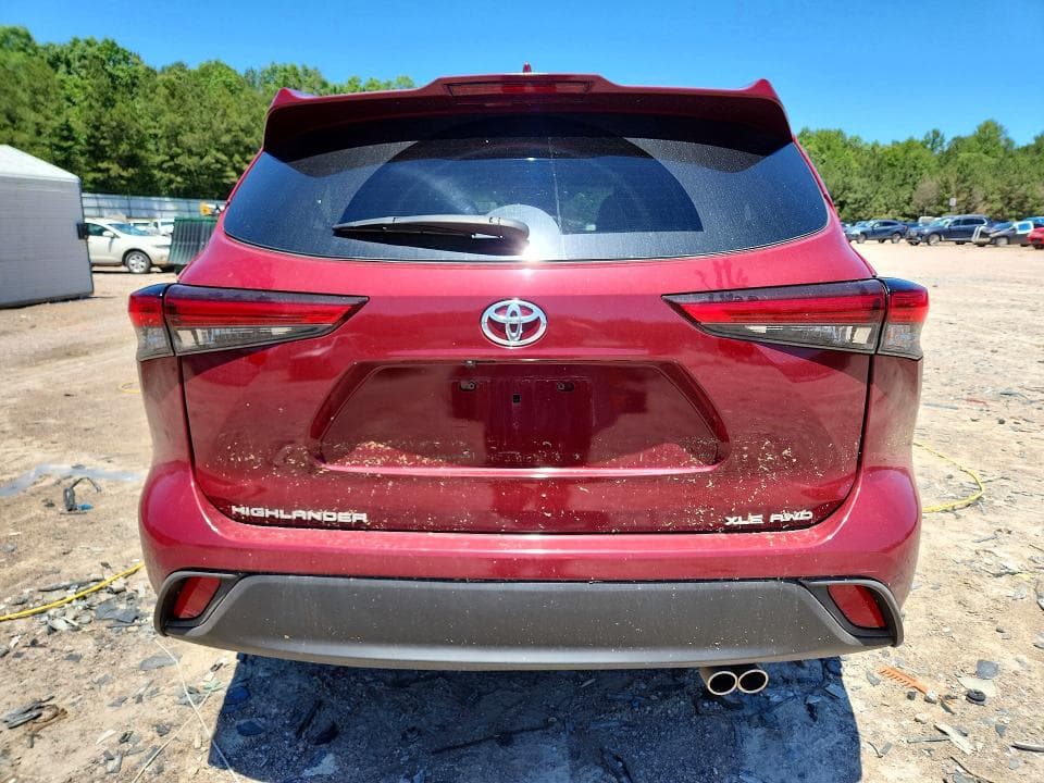 2021 TOYOTA HIGHLANDER XLE 6