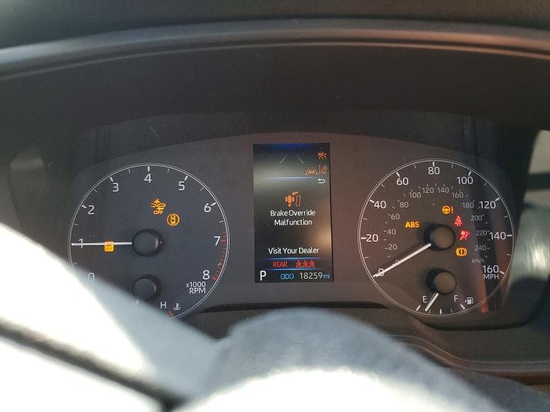 2024 TOYOTA COROLLA LE LE 9
