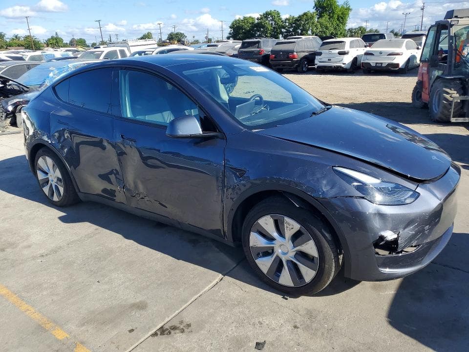 2023 TESLA MODEL Y 5