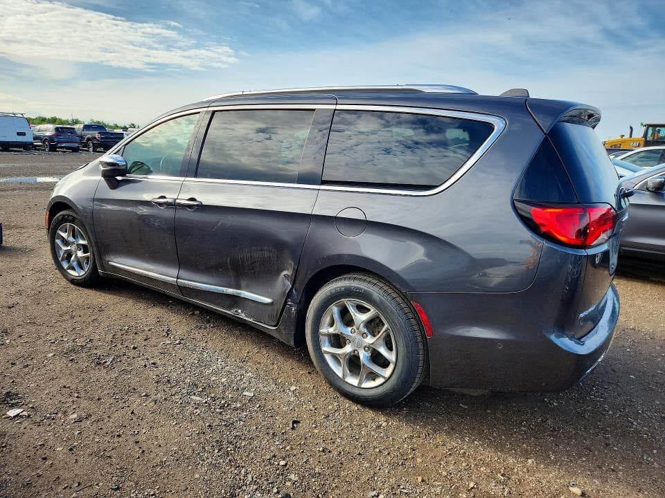 2018 CHRYSLER PACIFICA LIMITED 2