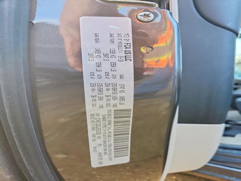 2018 CHRYSLER PACIFICA LIMITED 12