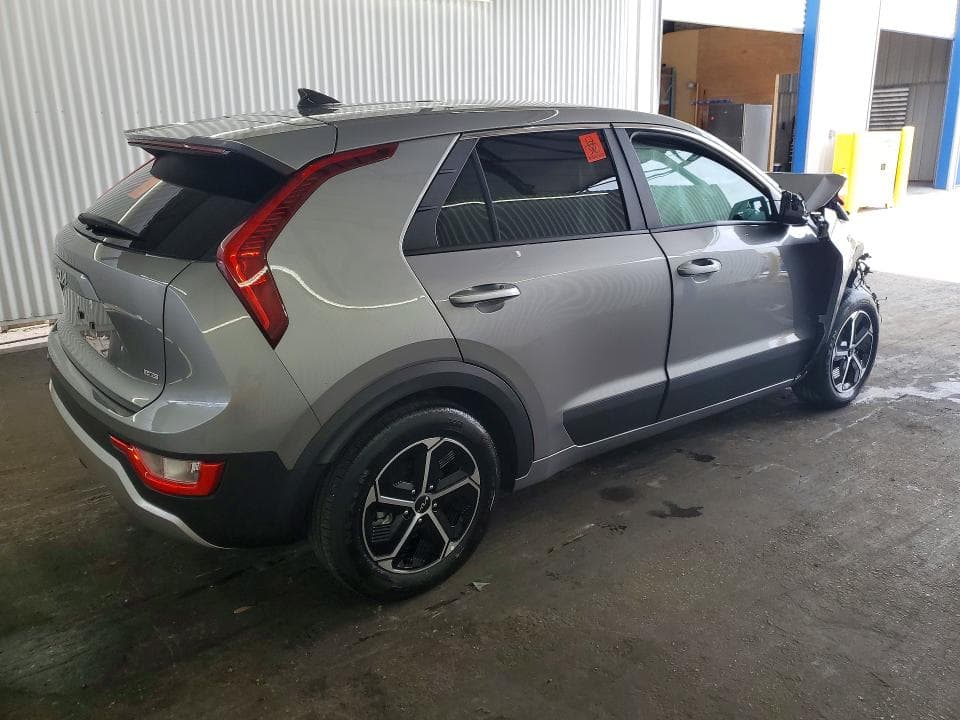 2026 KIA NIRO LX 3