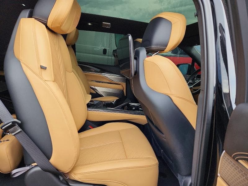 2025 CADILLAC ESCALADE IQ SPORT-2 11