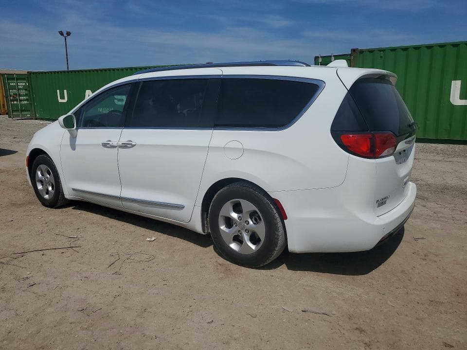 2017 CHRYSLER PACIFICA TOURING L PLUS 2