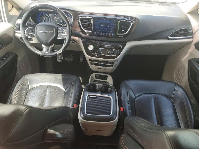 2017 CHRYSLER PACIFICA TOURING L PLUS 8