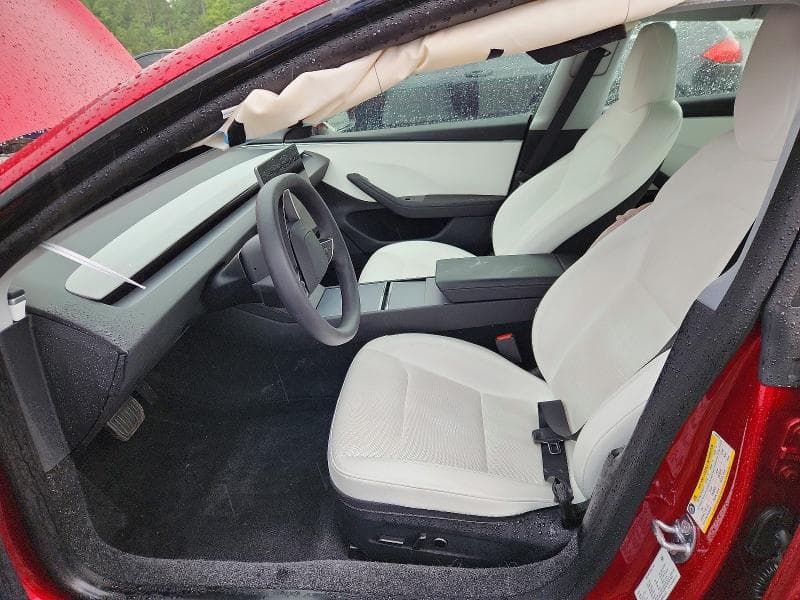 2025 TESLA MODEL 3 7