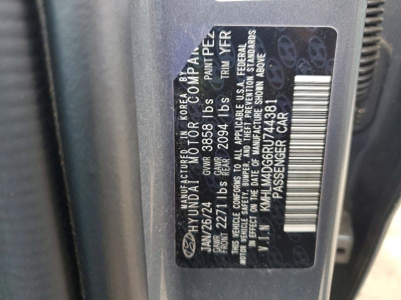 2024 HYUNDAI ELANTRA SEL 12