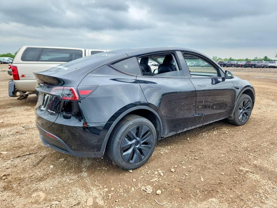 2024 TESLA MODEL Y 3