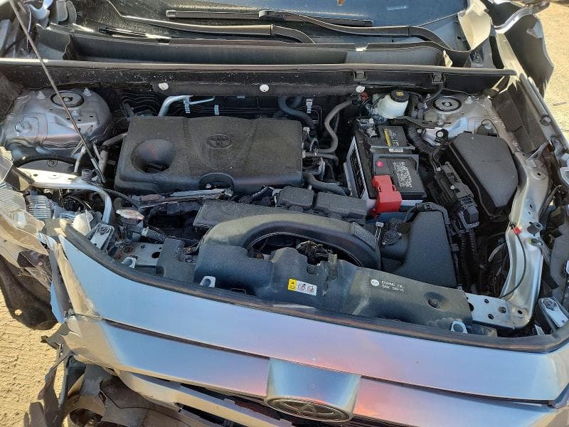 2019 TOYOTA RAV4 LE 11