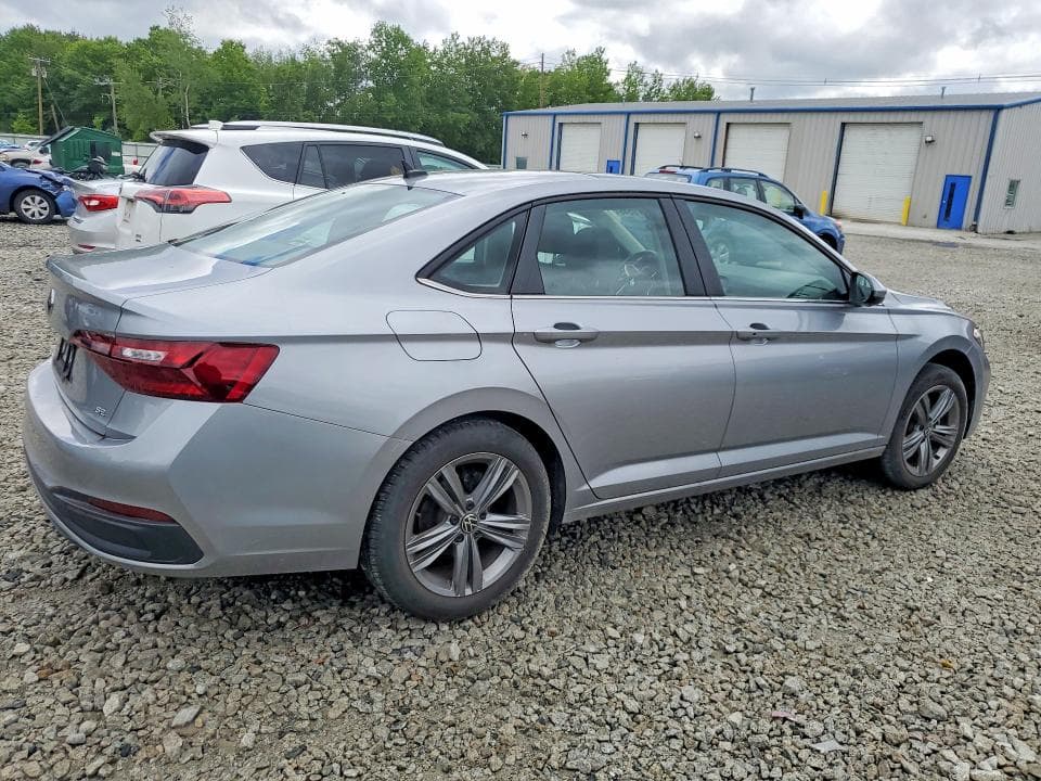 2024 VOLKSWAGEN JETTA SE 3
