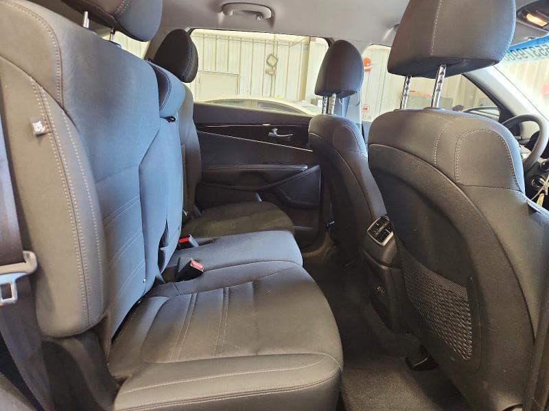 2019 KIA SORENTO L 11