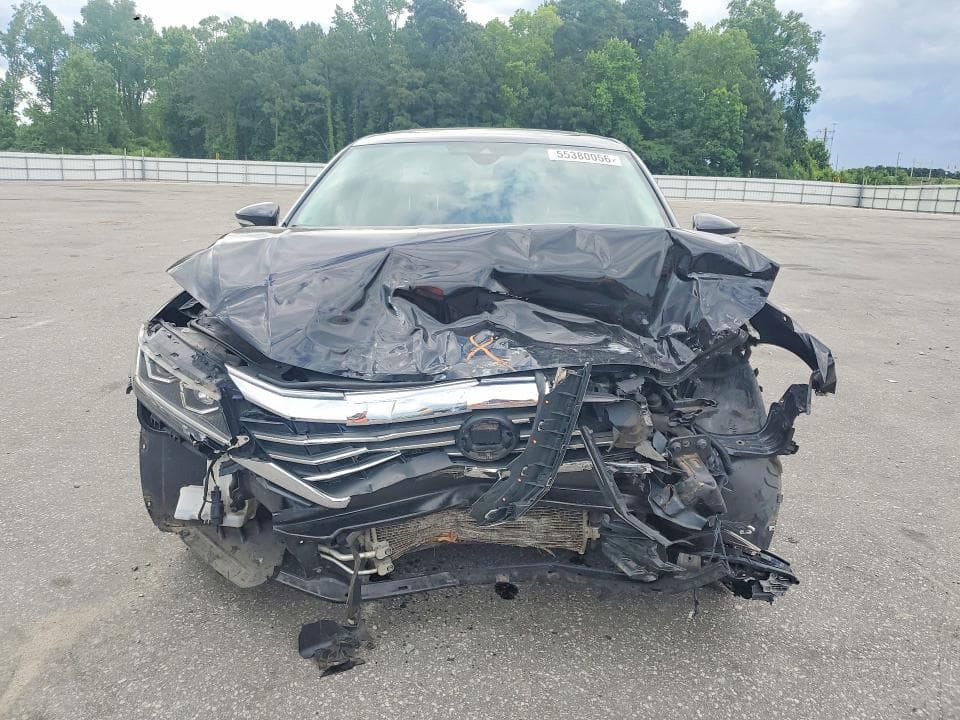2021 VOLKSWAGEN PASSAT SE 5