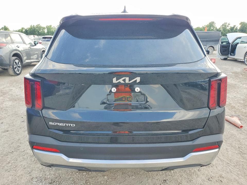 2026 KIA SORENTO S 6