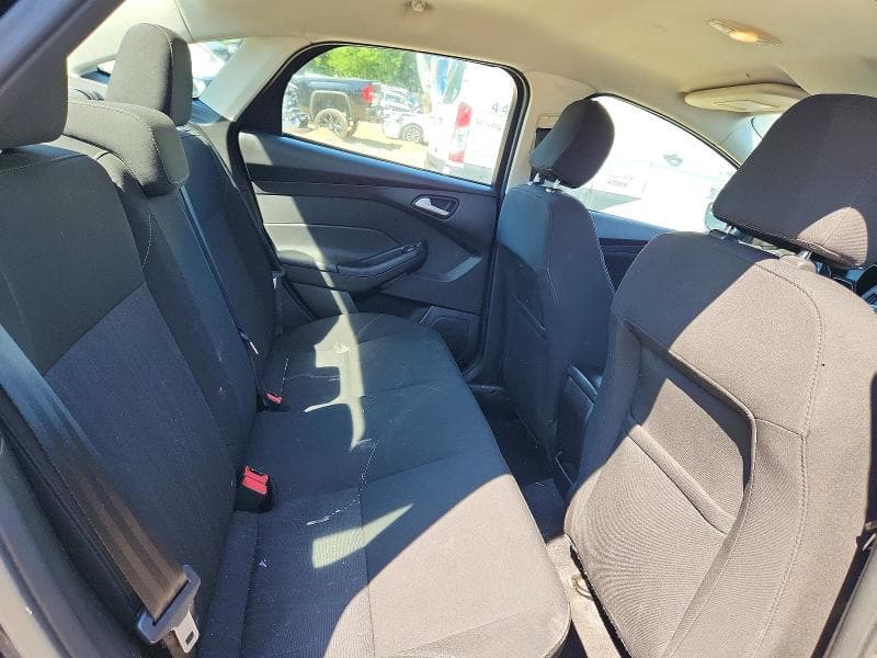 2017 FORD FOCUS SE SE 10