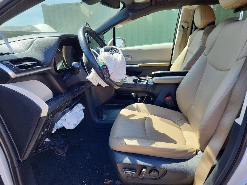 2021 TOYOTA SIENNA XLE XLE 7