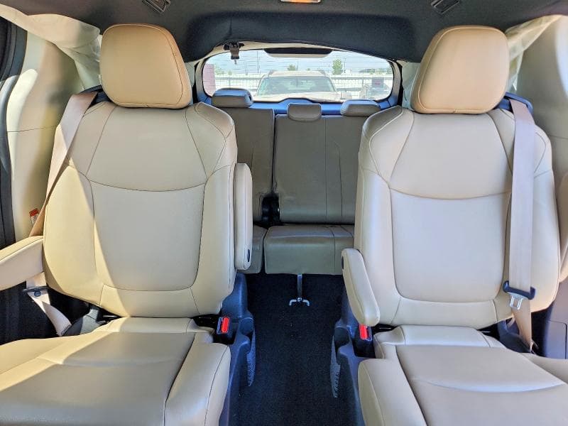 2021 TOYOTA SIENNA XLE XLE 10
