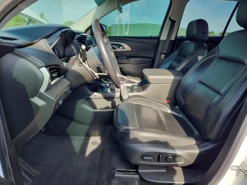 2020 CHEVROLET TRAVERSE LT 7