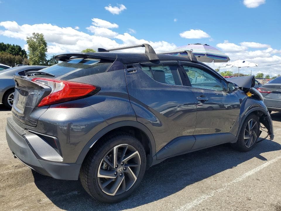 2021 TOYOTA C-HR LIMITED 3