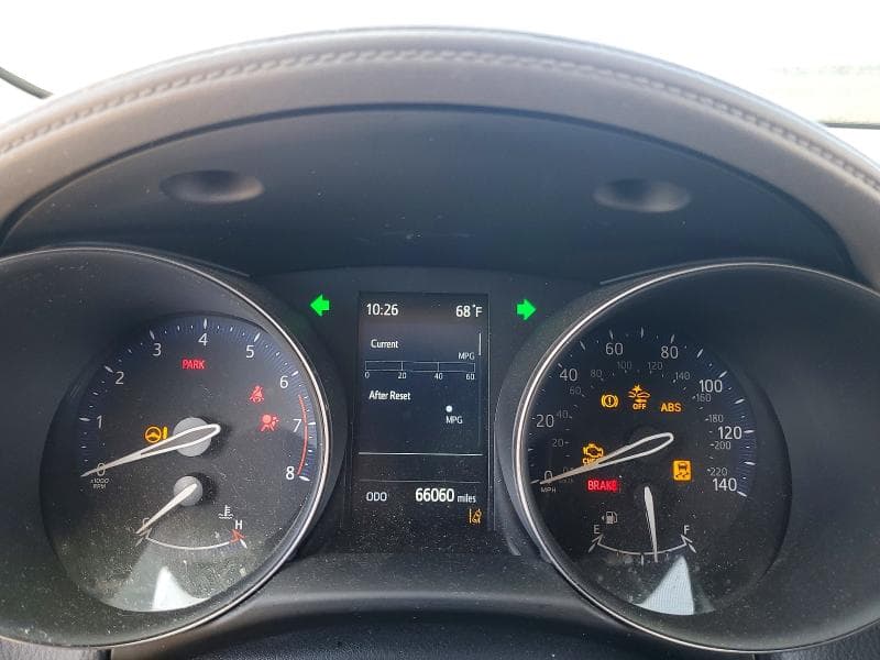 2021 TOYOTA C-HR LIMITED 9