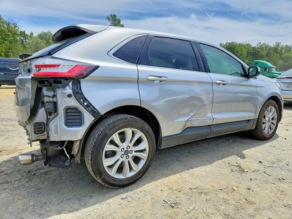 2022 FORD EDGE TITANIUM 3