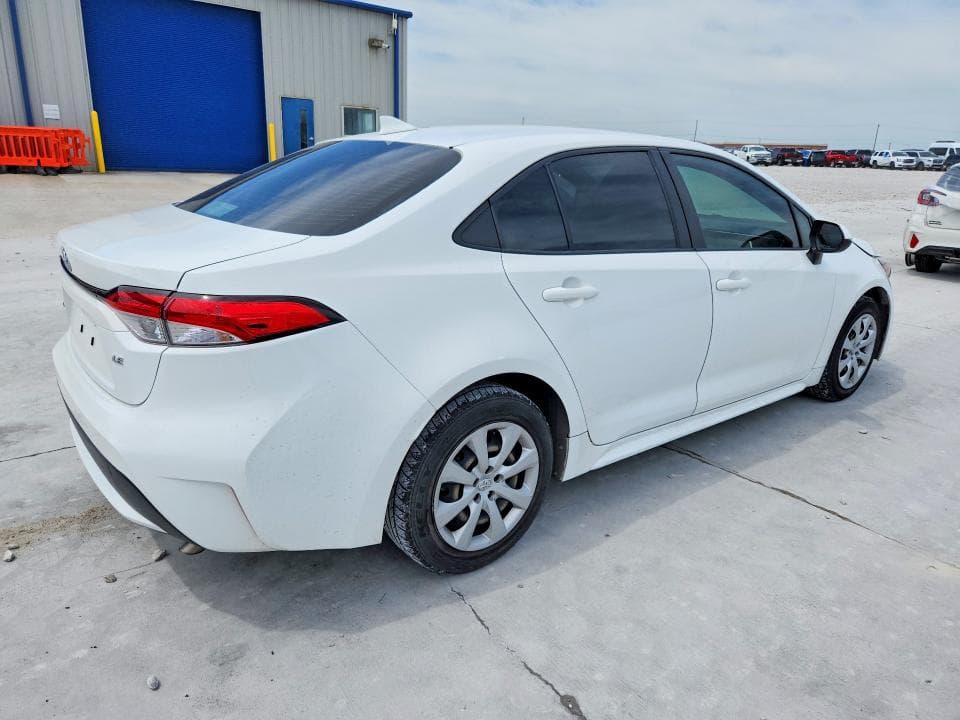 2022 TOYOTA COROLLA LE LE 3
