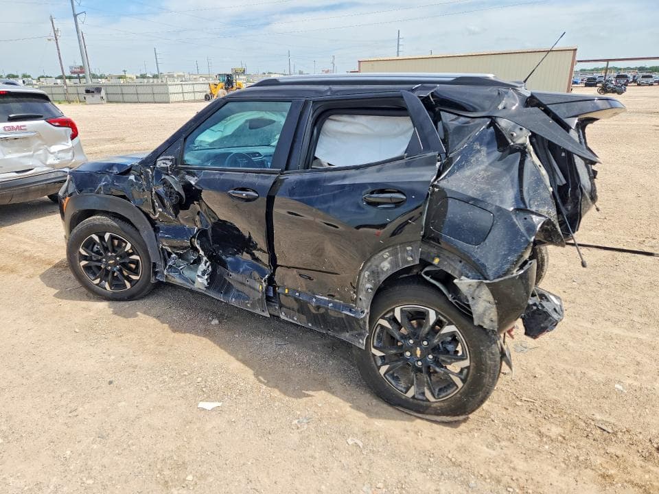 2023 CHEVROLET TRAILBLAZER LT 2