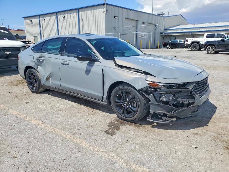 2025 HONDA ACCORD SE 4