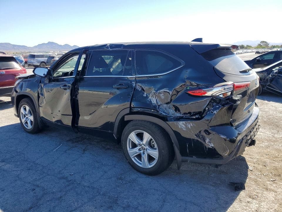 2022 TOYOTA HIGHLANDER L 2