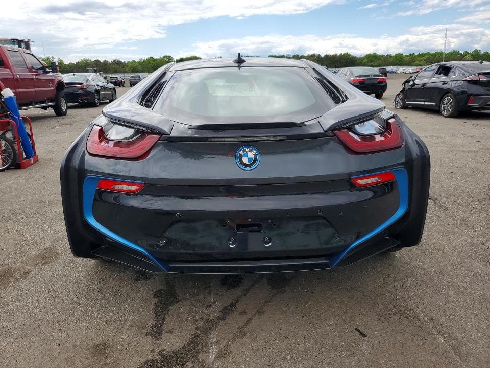2020 BMW I8 6