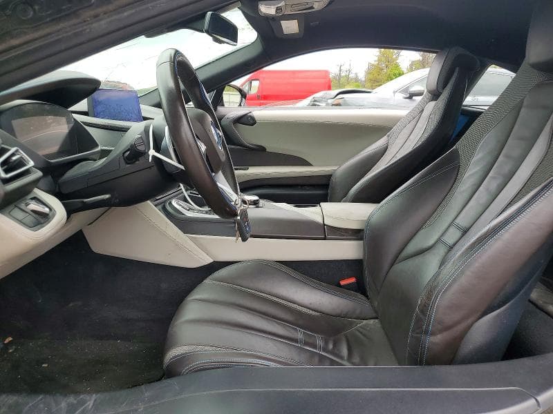 2020 BMW I8 7