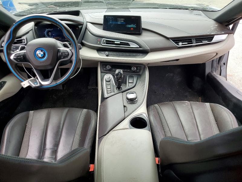 2020 BMW I8 8