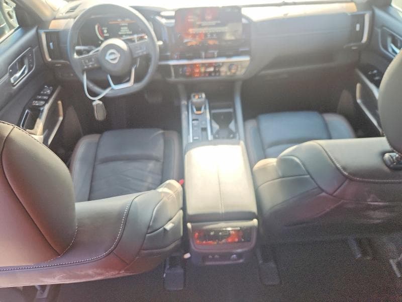 2025 NISSAN PATHFINDER PLATINUM 8