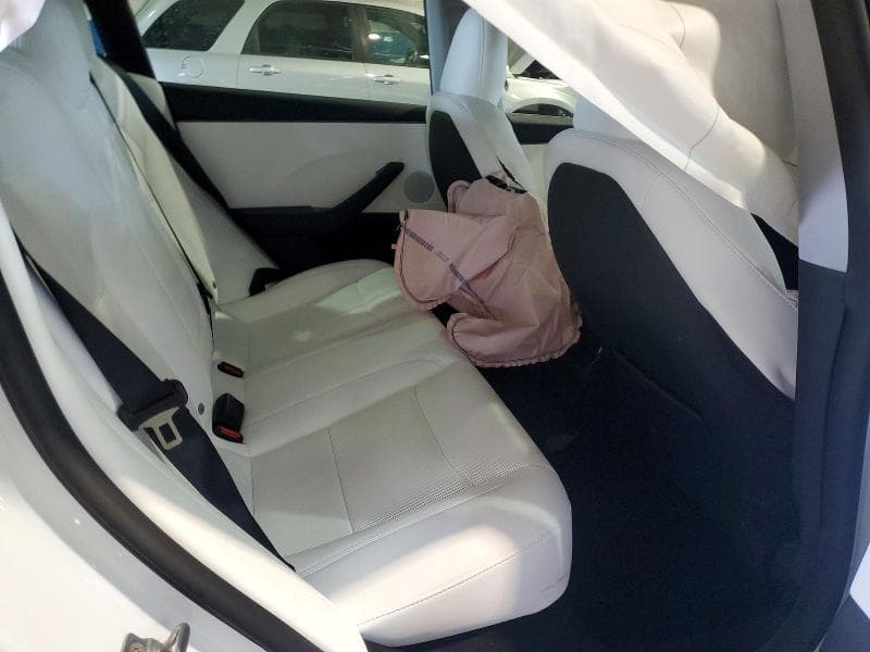 2026 TESLA MODEL 3 11