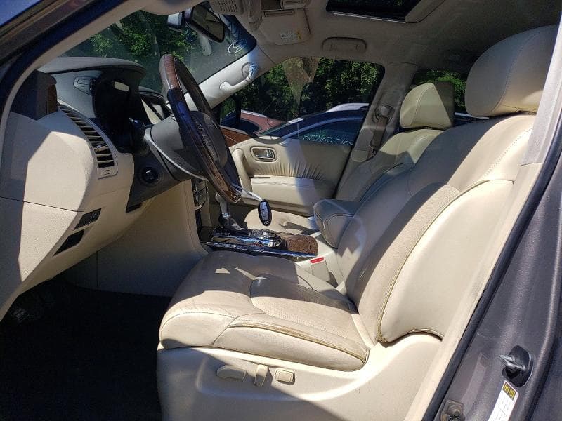 2017 INFINITI QX80 8