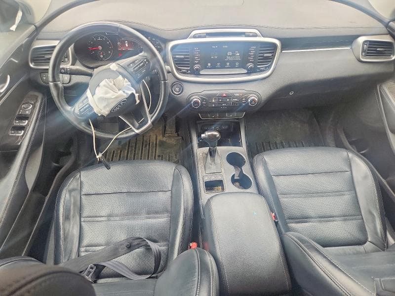 2017 KIA SORENTO LX 8